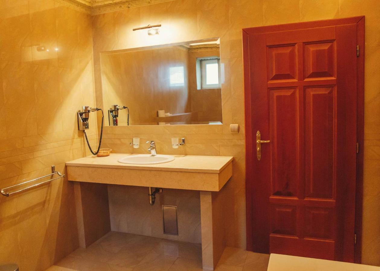 Hotel Memorial Terezín Dış mekan fotoğraf